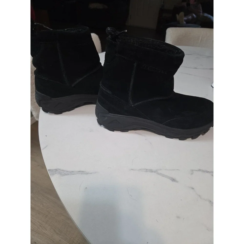 Women's Merrell J005352  Suede Leather Upper Winter Boots Black Sz 9.5